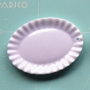 ミニチュア材料 食器フリル大皿 オーバル 5個セット 60mm×45mm 単価54円 / 食品サンプル フェイクフード 卸売 デコ素材 メール便対応