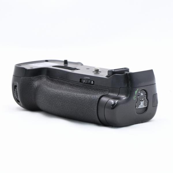 ニコン Nikon マルチパワーバッテリーパック MB-D18