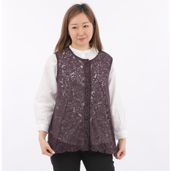 日本製 透かし花柄ベスト