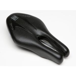 ISM PN 3.1 細身後部を幅広としたPN3.0のパッドを増やした