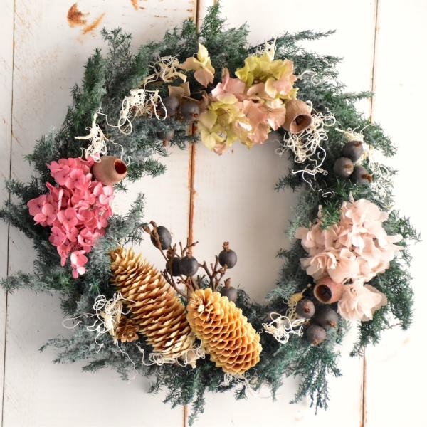 クリスマスリース 手作り　シック　おしゃれ 　大人っぽい　プリザーブドフラワー　ドイツトウヒ　アジサ...