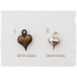 チャーム ちっちゃなハート 真鍮古美/シルバー ...の商品画像
