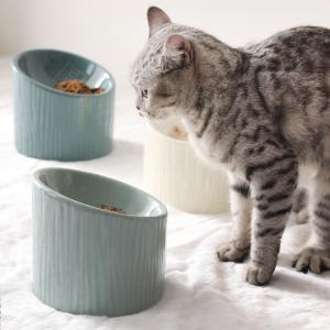 傾斜がある 15度 脚付 ペット ボウル 犬 猫食器 陶器 ウォーター ボウル 犬猫用餌入れ水入れ水飲みボウル ペット皿滑り止め 安定感 手入れ簡単