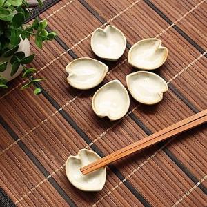 粉引釉 さくら花びら型箸置き (和食器 箸置き ...の商品画像