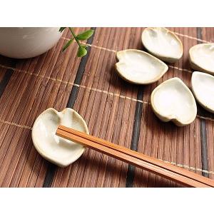 粉引釉 さくら花びら型箸置き (和食器 箸置き...の詳細画像1