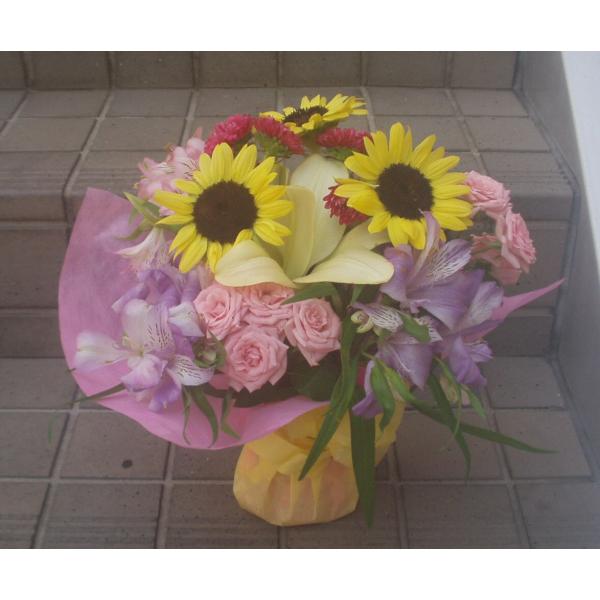 そのまま飾れるスタンドブーケ クール便でお届け 花束 花 ギフト 母の日 誕生日 お祝い アレンジメ...