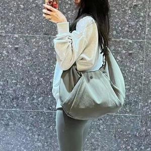 ルルレモン lululemon ショルダーバッ...の詳細画像3