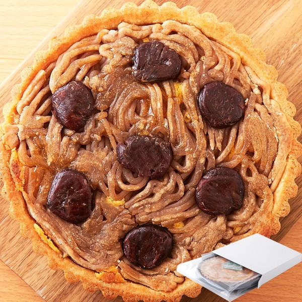蜜で煮込んだ栗がたっぷり！ モンブランタルト 5号 [SWEET：常温ポスト]