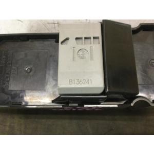 【個人宅発送可】N-ONE DBA-JG2 パ...の詳細画像2