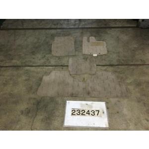 【個人宅発送可】ステラ DBA-RN2 フロアマット L 4WD EN07D B5P