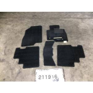 【個人宅発送可】アクセラ DBA-BM5AP フロアマット 15C 4WD