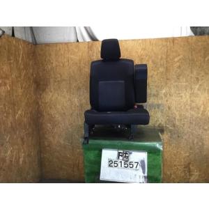 【個人宅発送不可】ステラ DBA-LA160F 運転席 シート G 4WD R59