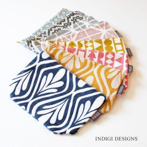 SALE フラットポーチ INDIGI DESIGNS 南アフリカ アウトレット 寅 [M便 1/2]｜fofoca