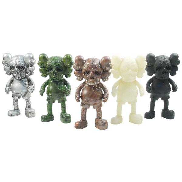 カウズ KAWS ×MEDICOM TOY COMPANION PUSHEAD VERSION パス...