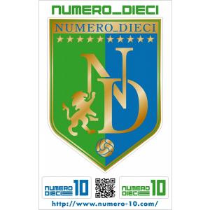 NUMERO_DIECI クラシックエンブレムステッカー【湘南カラー】｜footballfan