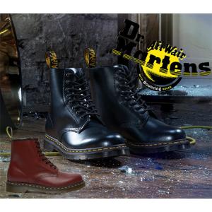 ドクターマーチン ブーツ Dr.Martens 1460 W 8ホール レディース　メンズ　ブーツ　ブラック　ワイン　 【レビューを書いて5,000円相当プレゼント贈呈】