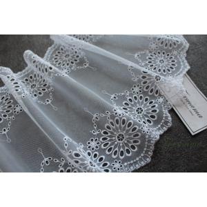 片山チュール刺繍レース 1m シェル 貝 海 オフ白キナリ (LSLA62KNHYKY
