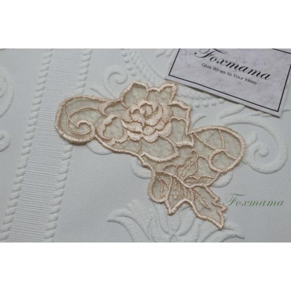 トリコット刺繍モチーフ 2枚 花 ベージュ系 (MFLA22BGSJ00)