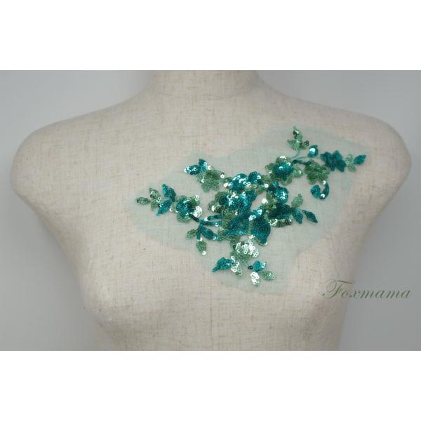 チュールスパンコール刺繍モチーフ 1枚 花 フラワー 青緑系 (MFLB02GBHYSP)