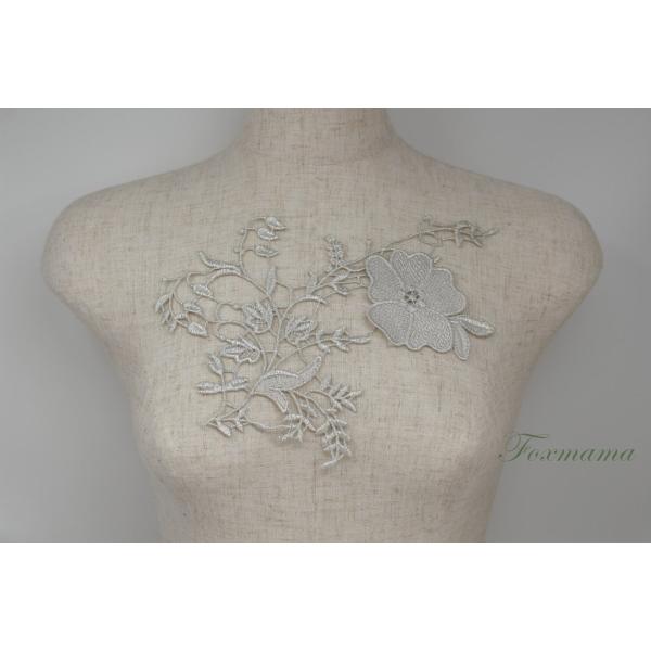 ケミカルレースモチーフ 1枚 花 銀糸 (MFLB21SVSALM)