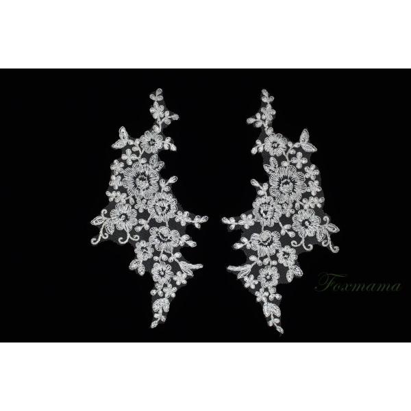 チュールコード刺繍モチーフ 1対 花　キナリx銀ラメ(MFLB52KNJBJL)