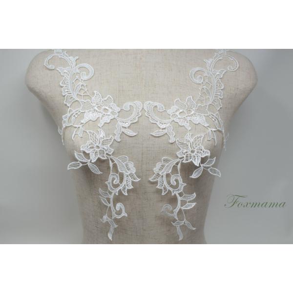 ケミカルレースモチーフ 1対 花 オフ白・キナリ (MFLC61KNSWJL)