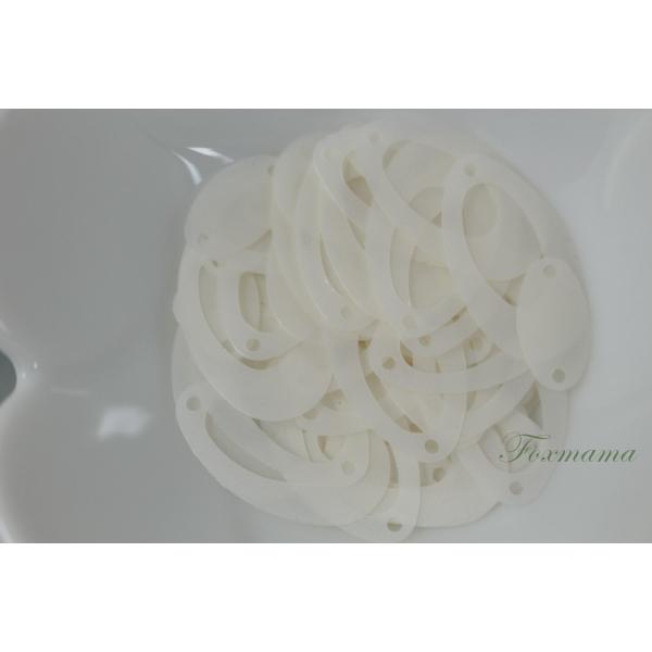 スパンコール 約3g 穴あき雫 しずくと楕円 マット オフ白 (SDP22MOWHW2S)