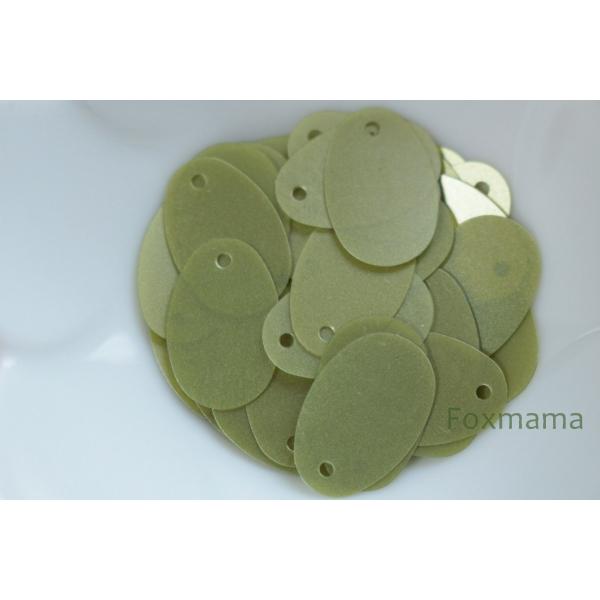 [訳あり]スパンコール 19mm 約40枚(約2.5g) たまご形 トップホール マット 抹茶 (S...