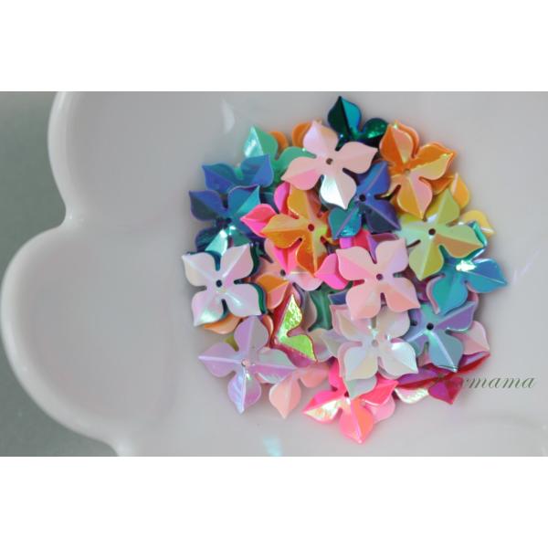 スパンコール 10mm 約60枚(約2g) 4枚花びら オーロラ 混色 (SF410AMXHW00)