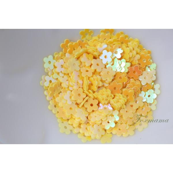 スパンコール 約350枚(約2g) 5mm 5枚花びら オーロラ 黄 (SF505AYLSE00)