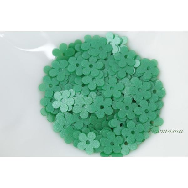 スパンコール 7mm 約200枚(約2g) ５枚花びら 平 マット 緑 (SF507MGRHYHR)