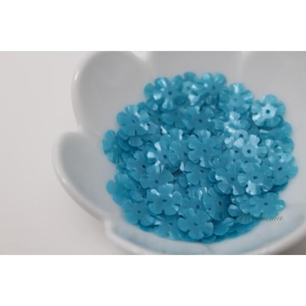 スパンコール 約3.8g分 5枚花びら10mm マット青(SF510MBLBJHS)