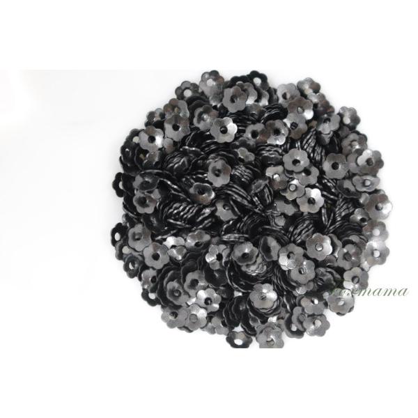 スパンコール 4mm 約680枚(約2.5g) 花カップ マット 黒 ブラック (SFC04MBKS...