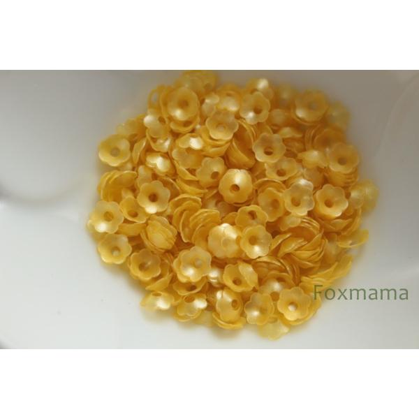 スパンコール 5mm 約340枚(約2.5g)  花カップ マット 黄 (SFC05MYLHH00)
