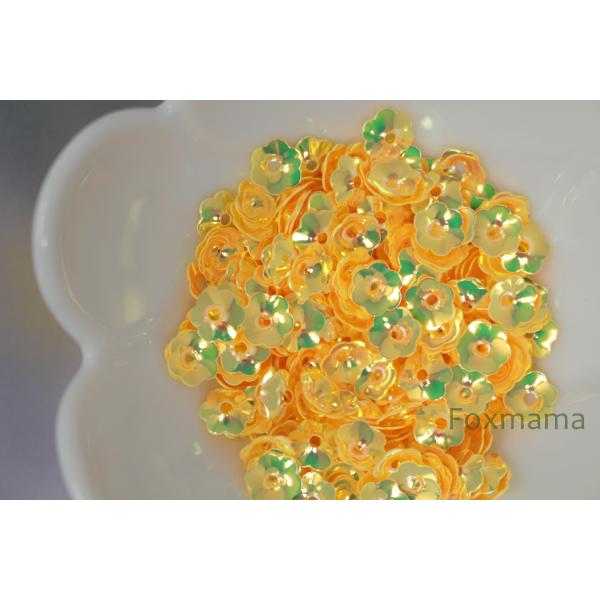 スパンコール 7mm 約250枚(約3.5g) 花カップオーロラ 黄色 (SFC07AYLEJ00)