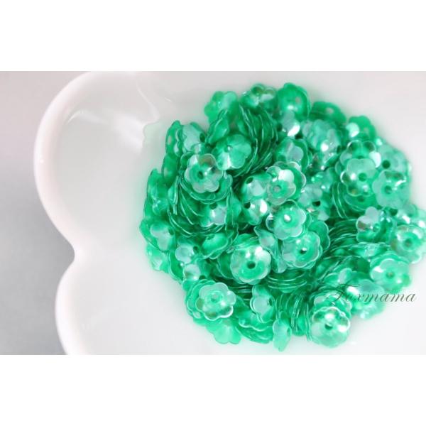 スパンコール 約300枚(約3.5g)花カップ 7mm 半透明緑 (SFC07BGRJB00)