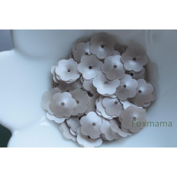 スパンコール 10mm 約90枚(約2.5g) 花カップ ネモフィラ マット グレージュ (SFC1...