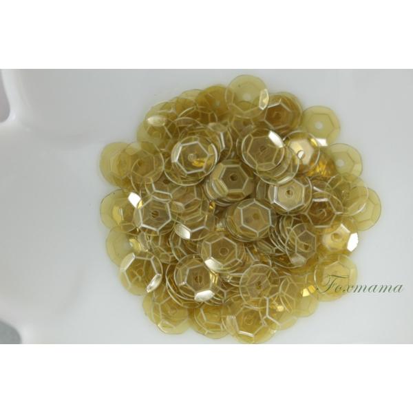 スパンコール 6mm 約180枚(約2g) 亀甲 半透明 オリーブ色 (SKK06BOVHL00)