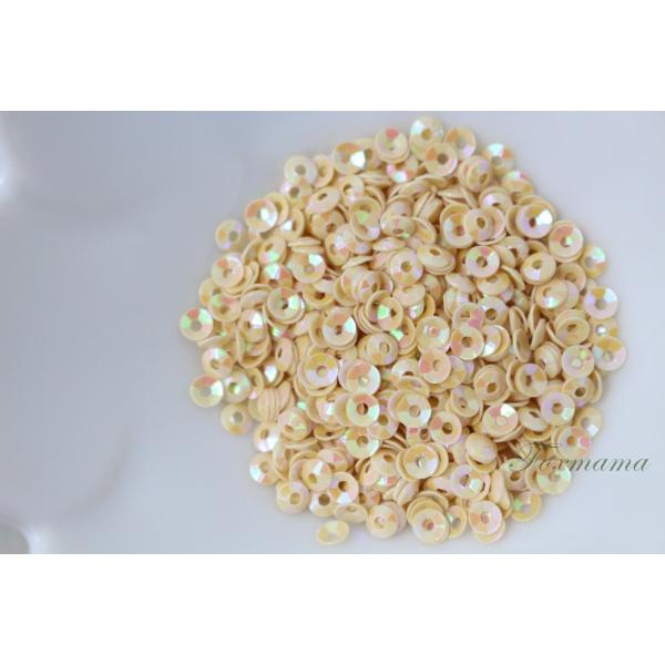 スパンコール 約2g 丸カップ 3mm オーロラ クリーム色 (SMC03ACMSA00)