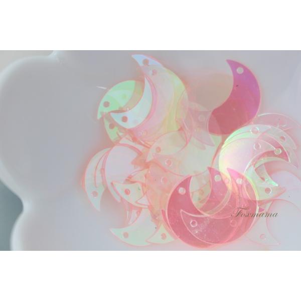 スパンコール 約40枚(約2g) 月形 16mm 半透明ピンク トップホール(SMN16BPKJL0...