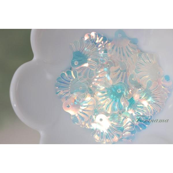 スパンコール 約65枚(約3.8g) ミニ孔雀風 貝 オーロラ半透明  (SPC15AHSBJ00)