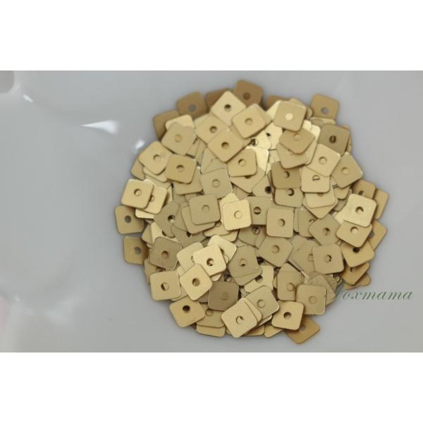 スパンコール 4mm 約350枚(約2g) 正方形 マット ゴールド 金色 (SSQ04MGLHWH...