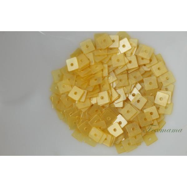 スパンコール 4mm 約380枚(約2g) 正方形 四角 マット 黄 (SSQ04MYLSJHR)