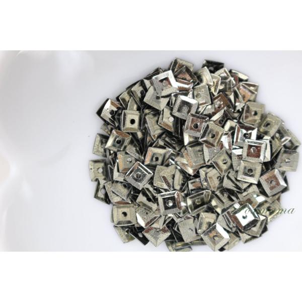 スパンコール 約350枚(約2g) 正方形 4mm メタリック 薄緑 (SSQ04TFNJJ00)