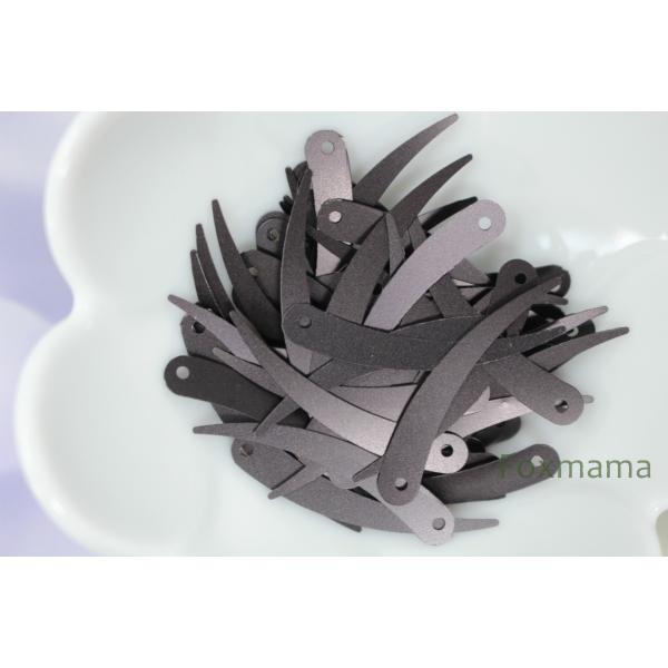 スパンコール 33mm 約60枚(約2.5g) トップホール 象牙形 マット黒 (SZG33MBKF...