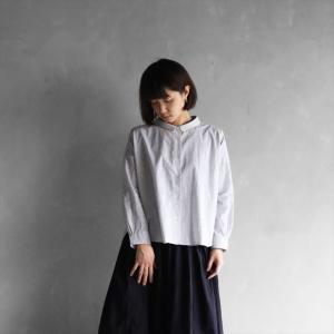 HUIS ハウス コードレーンワイドブラウス トップ糸グレー レディース