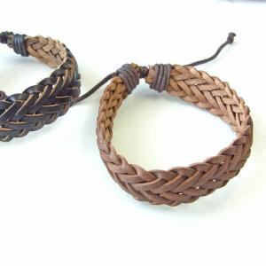 BOTTEGA VENETA ボッテガヴェネタ イントレチャートレザー