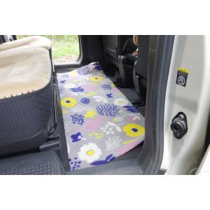 フロアマット カーマット フロントマット リアマット 『ミルカ フリーカット』 【グレー】 約45×...