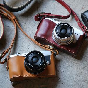 OLYMPUS PEN E-P7 ケース カメラケース PUレザーハーフケース ハーフ