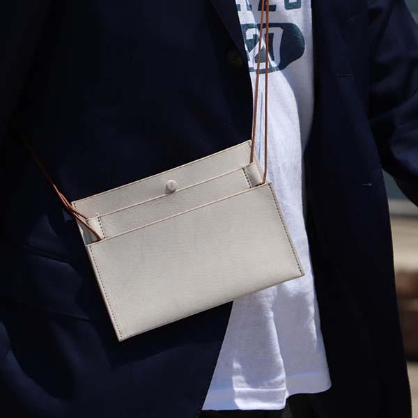 サコッシュ 横型 おしゃれ 斜めがけ 人気 おしゃれ レンマ Capa カッパ アラスカレザー サコ...